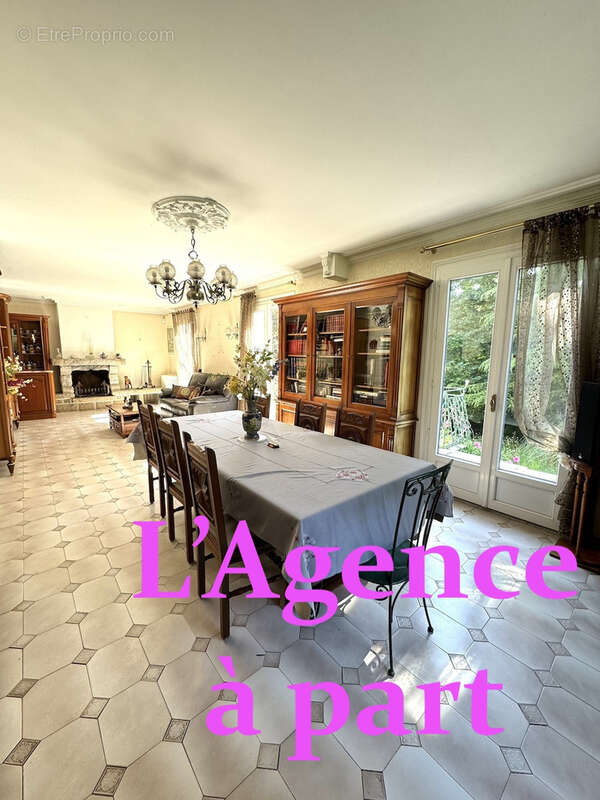 Maison à ROCHECORBON