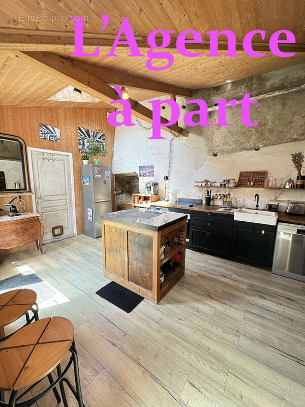 Maison à MONTLOUIS-SUR-LOIRE