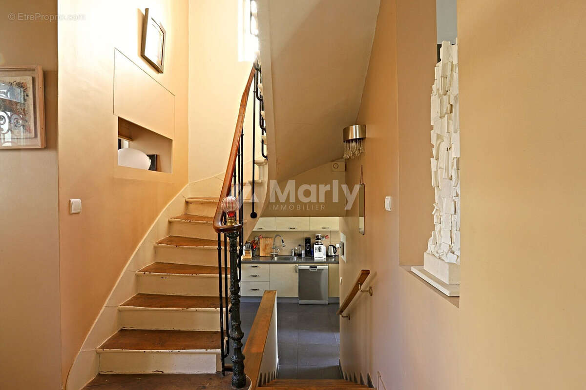 Maison à COURBEVOIE