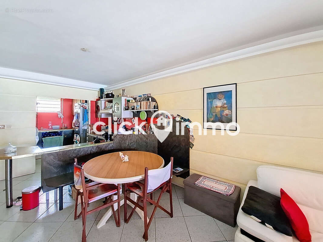 Appartement à LE GOSIER