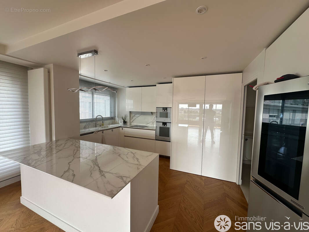 Appartement à PUTEAUX