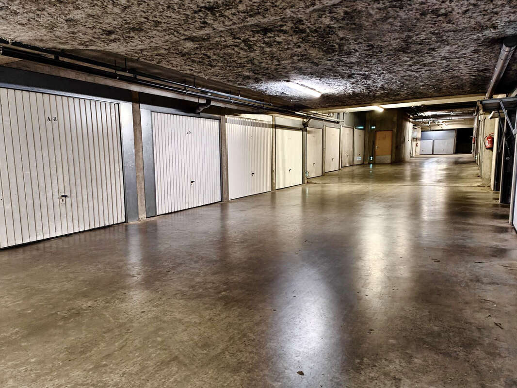 Appartement à TASSIN-LA-DEMI-LUNE