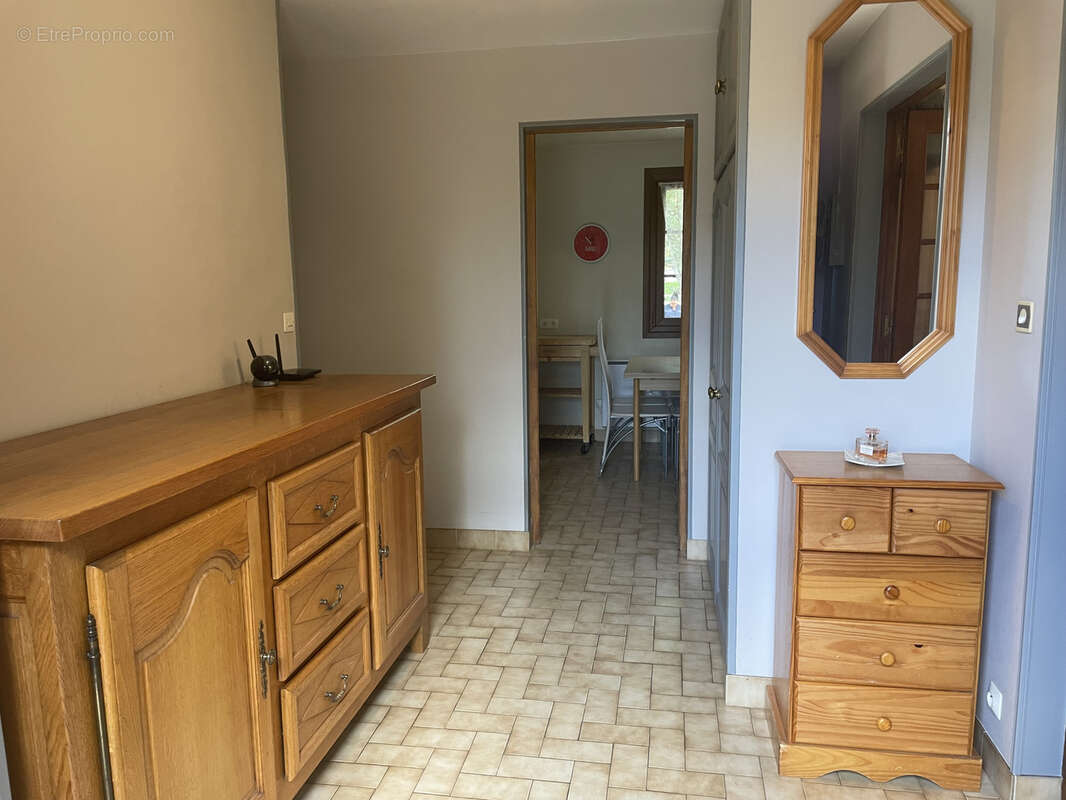 Maison à SAINT-ARNOULT-DES-BOIS