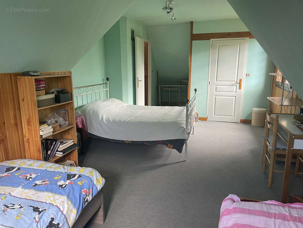 Maison à SAINT-ARNOULT-DES-BOIS