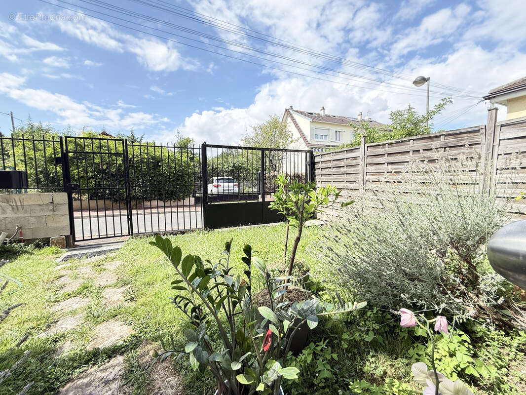 Maison à RUEIL-MALMAISON