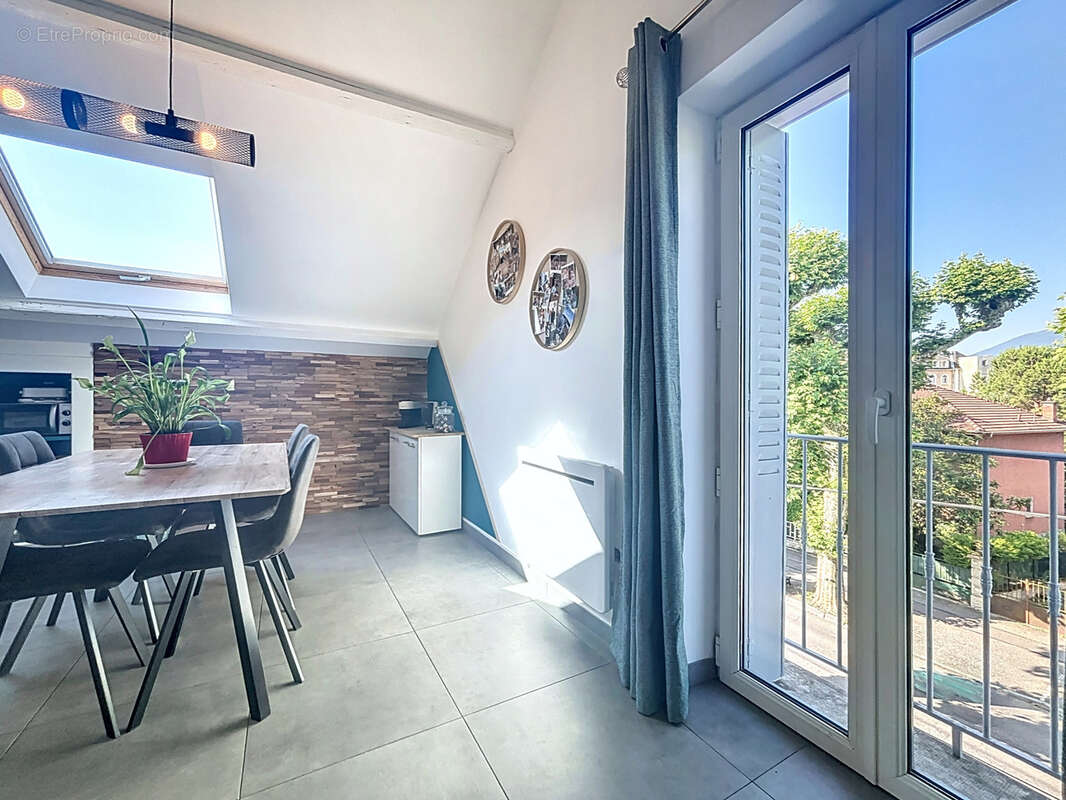 Appartement à AIX-LES-BAINS