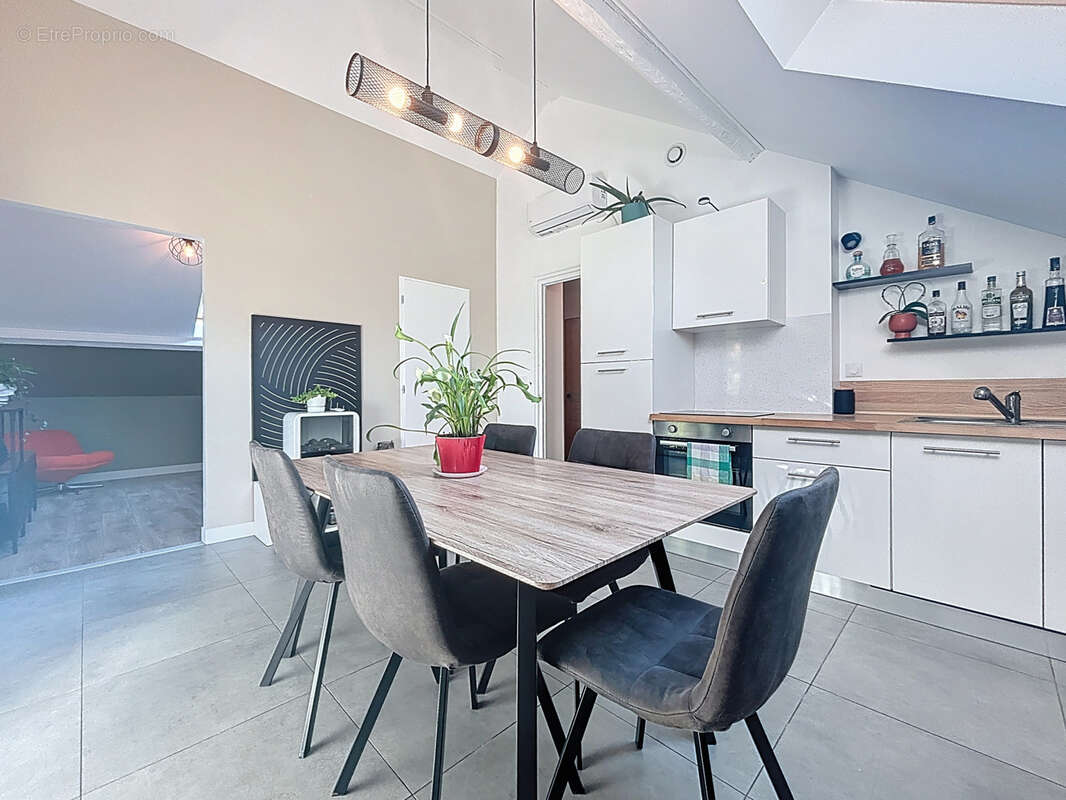 Appartement à AIX-LES-BAINS