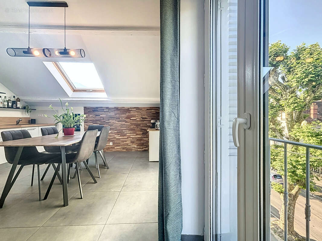 Appartement à AIX-LES-BAINS