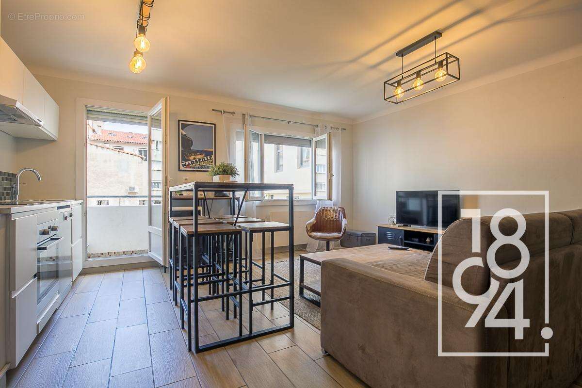 Appartement à MARSEILLE-7E