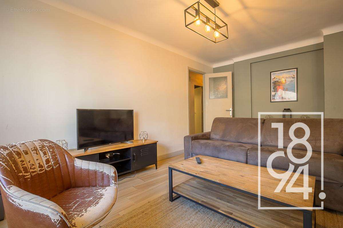 Appartement à MARSEILLE-7E