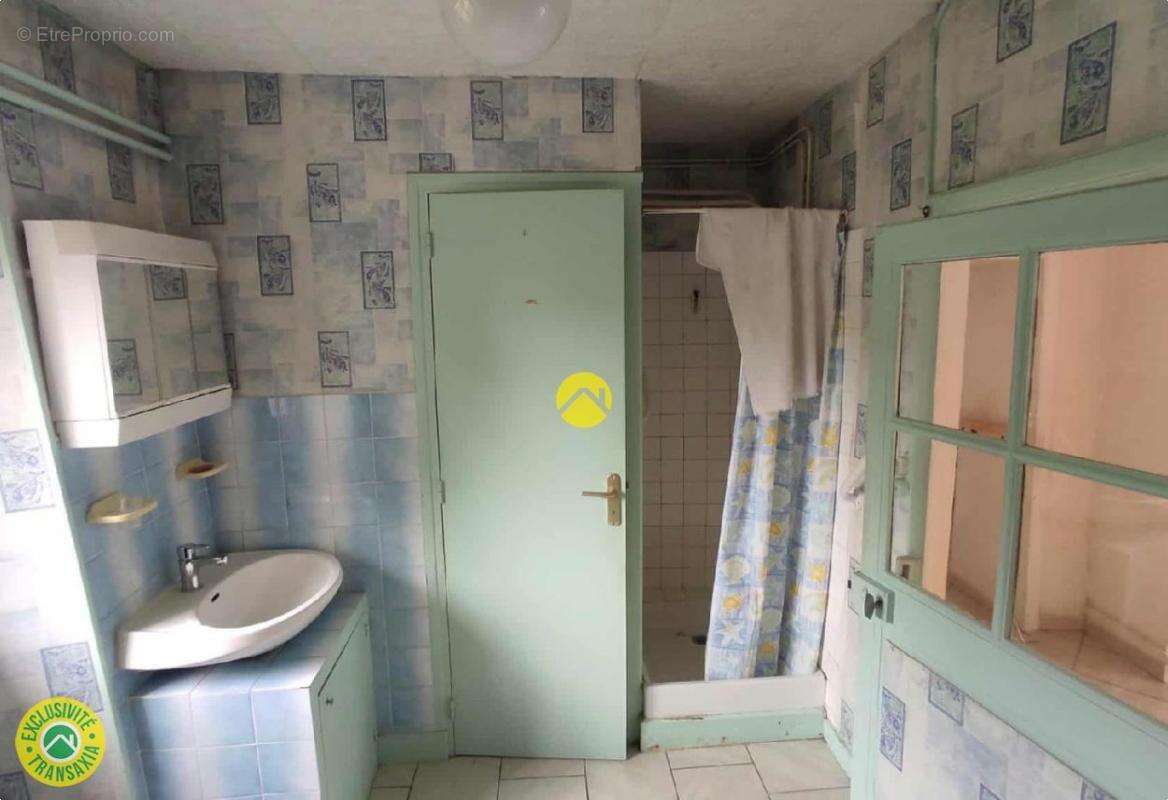 Maison à NOYANT-D&#039;ALLIER