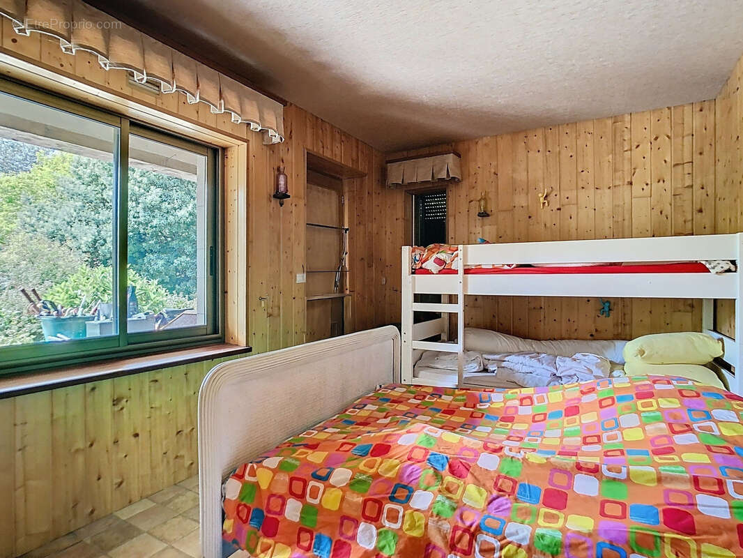 Maison à VARENGUEBEC