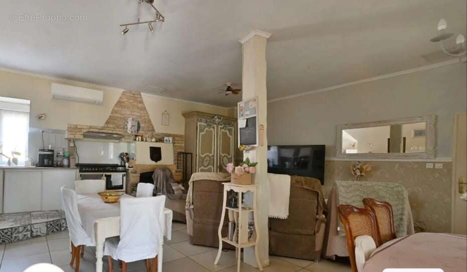 Maison à ROCHEFORT-DU-GARD