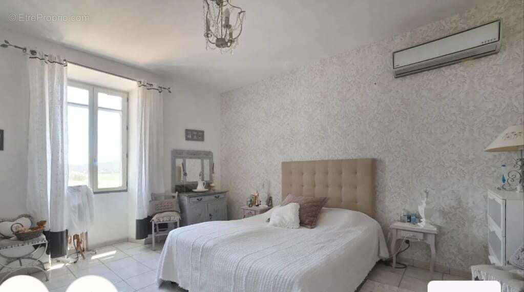 Maison à ROCHEFORT-DU-GARD