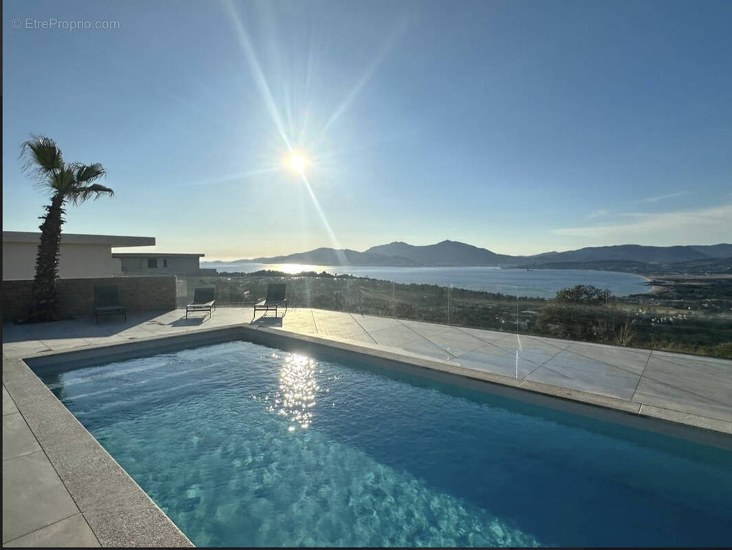 Appartement à GROSSETO-PRUGNA