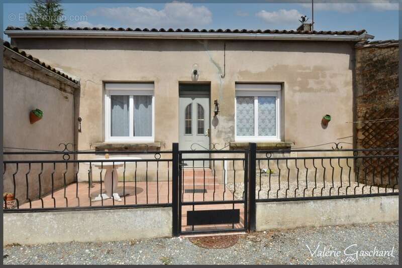 Maison à SAINT-SEURIN-SUR-L&#039;ISLE