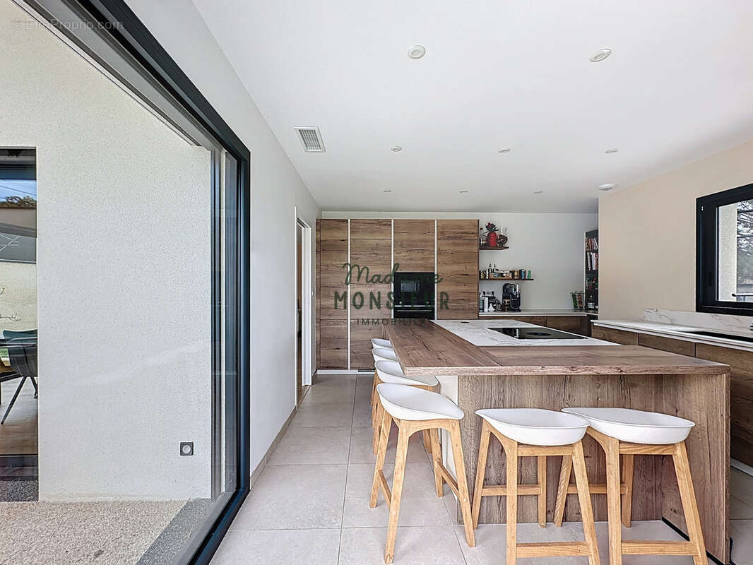 Maison à LA VERPILLIERE