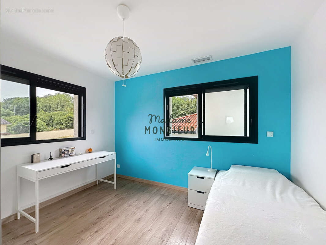 Maison à LA VERPILLIERE