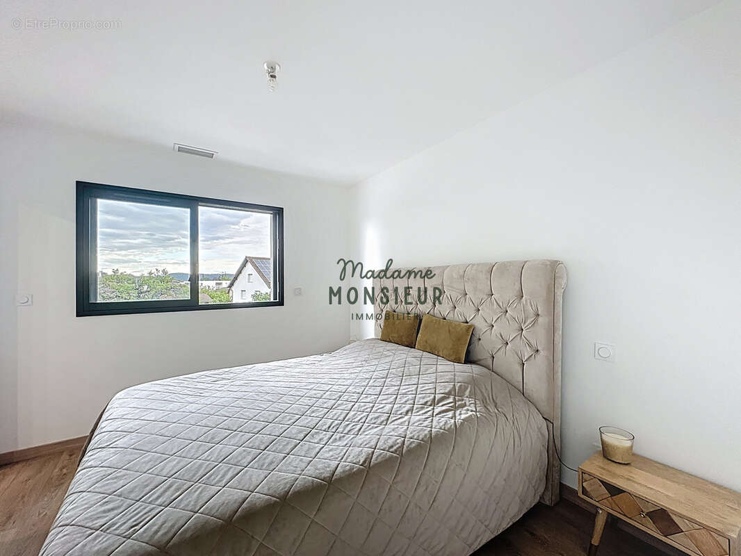 Maison à LA VERPILLIERE