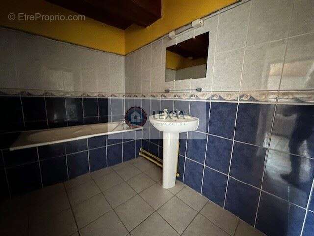 Maison à COULMIER-LE-SEC