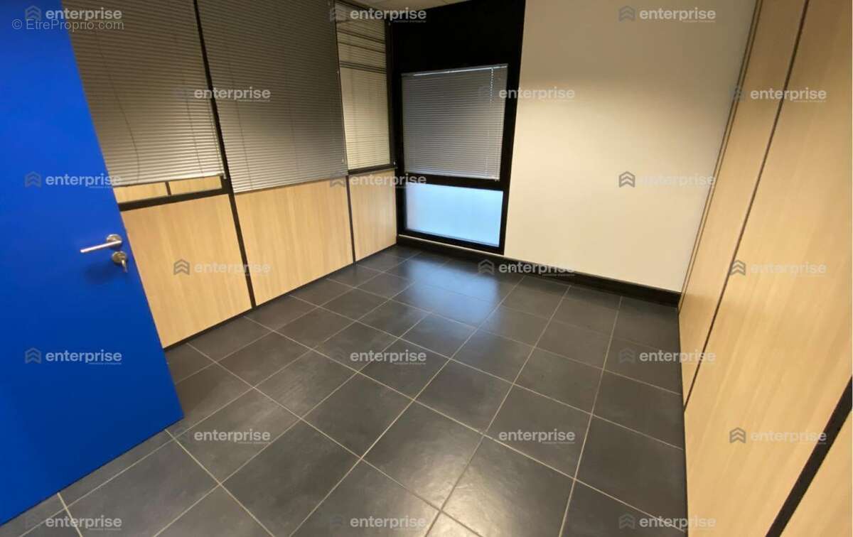 Commerce à VILLENEUVE-D&#039;ASCQ