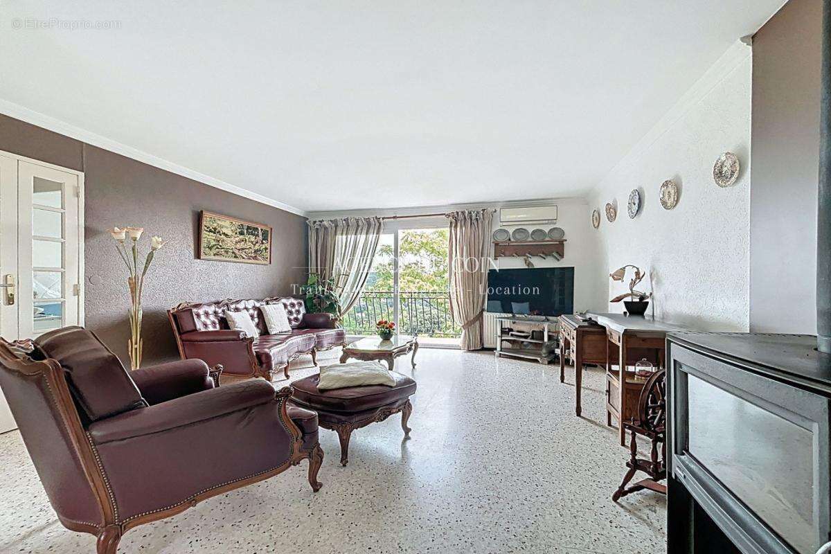 Maison à TRANS-EN-PROVENCE