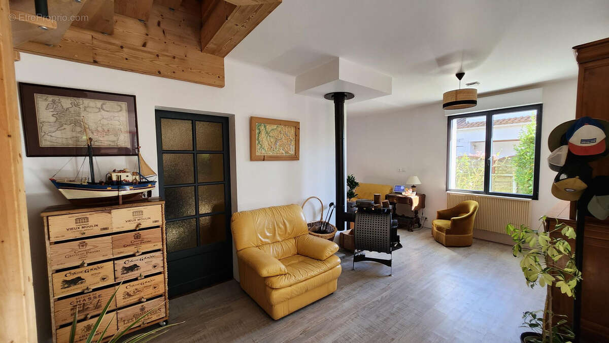 Maison à SAINT-HILAIRE-DE-RIEZ