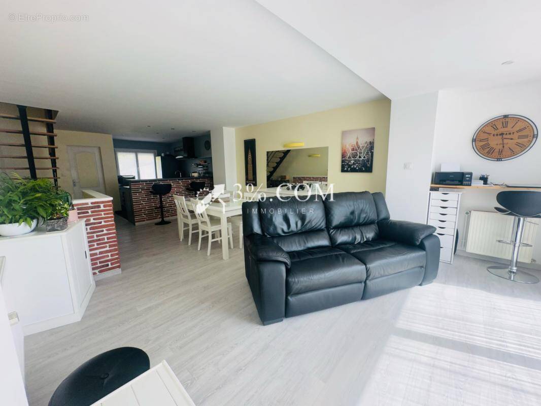 Maison à SAINT-MARTIN-BOULOGNE