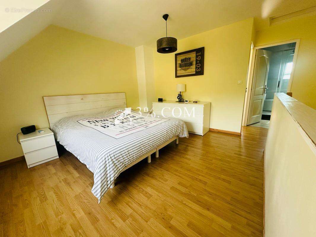 Maison à SAINT-MARTIN-BOULOGNE