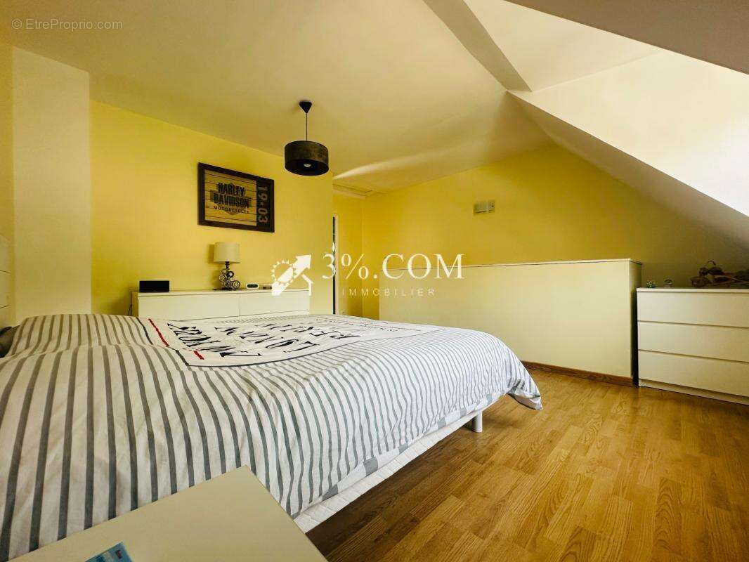 Maison à SAINT-MARTIN-BOULOGNE