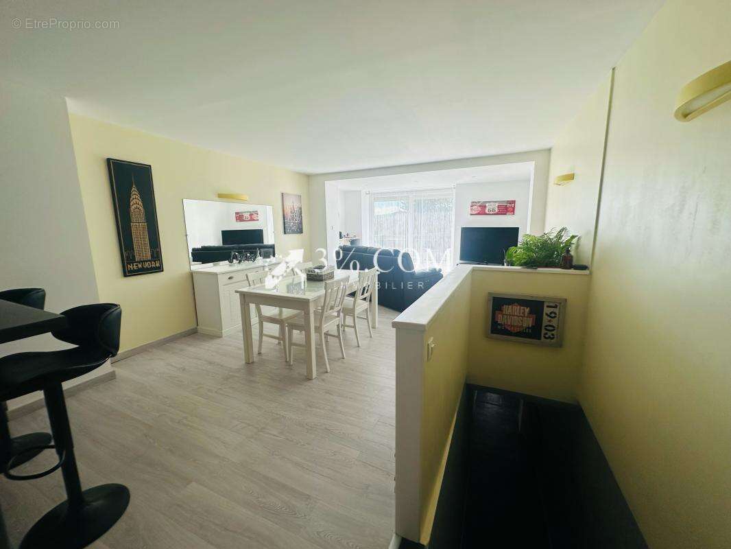 Maison à SAINT-MARTIN-BOULOGNE