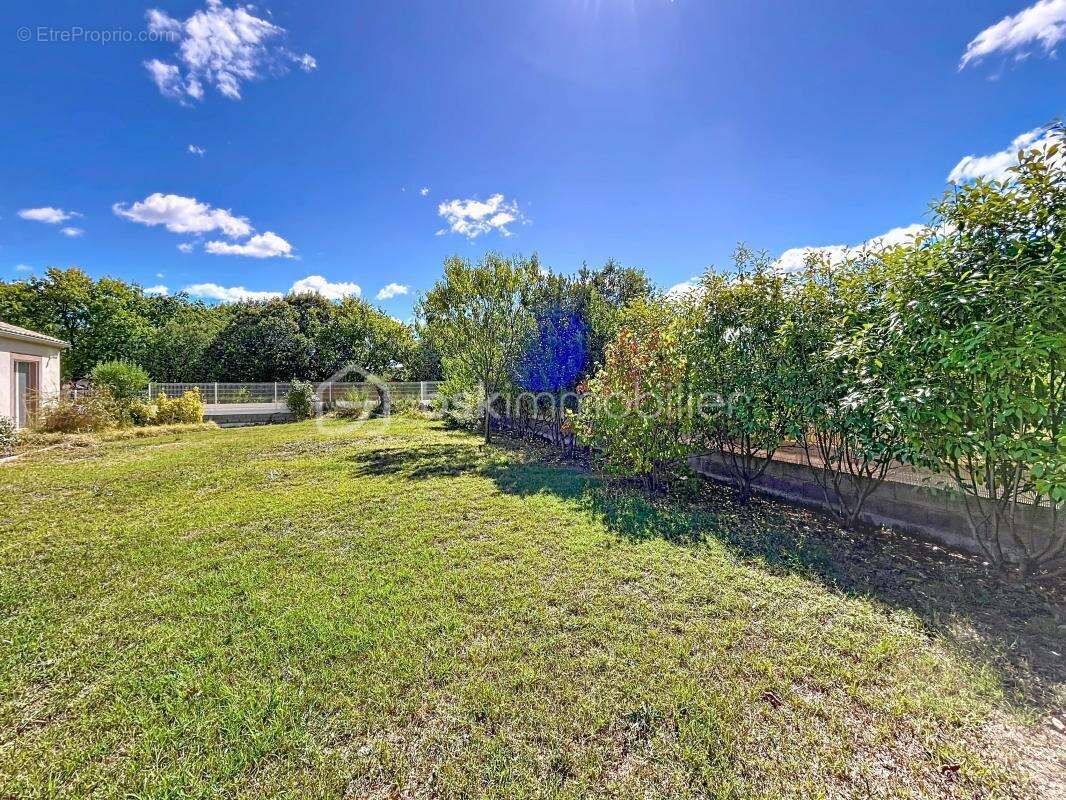 Maison à SAINT-FLORENT-SUR-AUZONNET