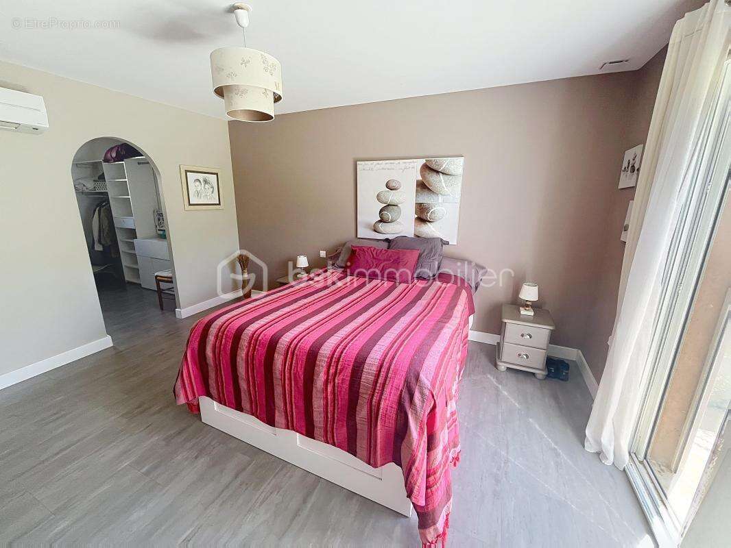 Maison à SAINT-FLORENT-SUR-AUZONNET