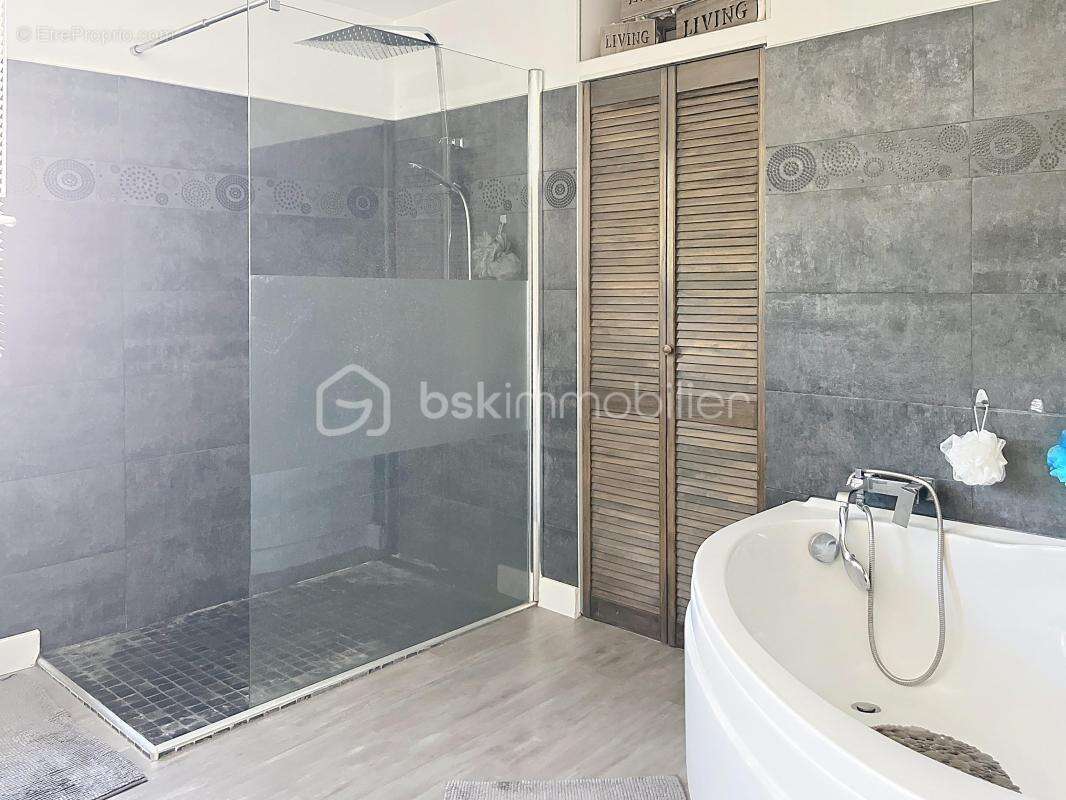 Maison à SAINT-FLORENT-SUR-AUZONNET