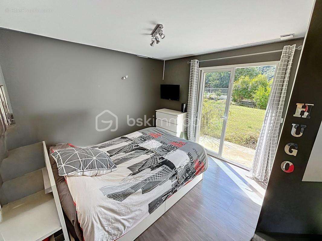 Maison à SAINT-FLORENT-SUR-AUZONNET