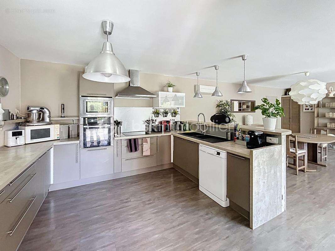 Maison à SAINT-FLORENT-SUR-AUZONNET