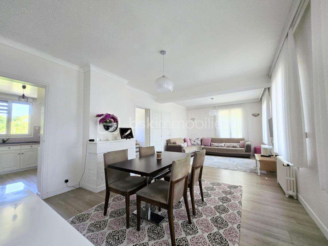 Maison à L'ISLE-ADAM