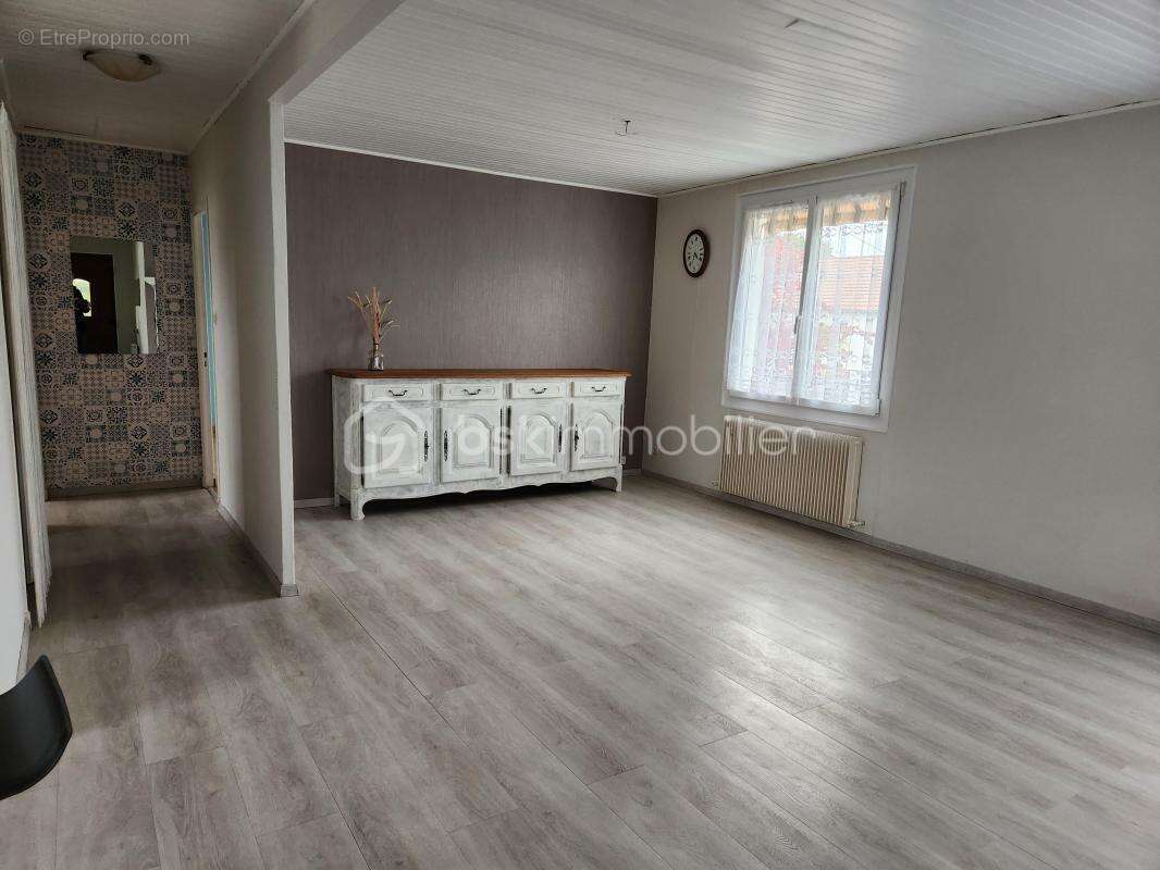 Maison à LA MACHINE