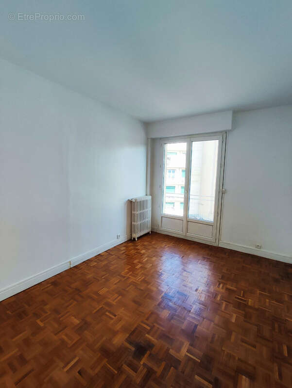 Appartement à AULNAY-SOUS-BOIS