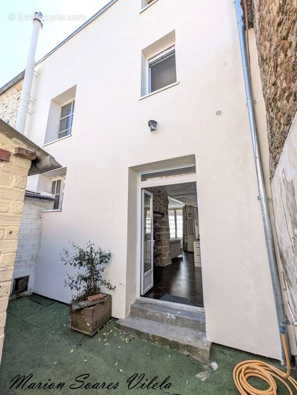 Maison à CHAUMES-EN-BRIE