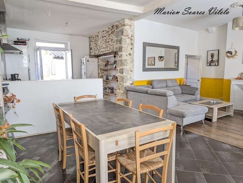 Maison à CHAUMES-EN-BRIE