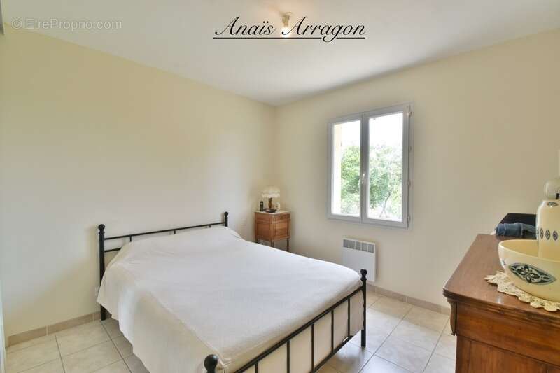 Maison à MONTIGNAC-DE-LAUZUN