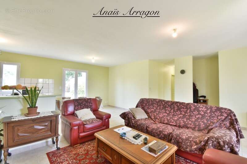 Maison à MONTIGNAC-DE-LAUZUN