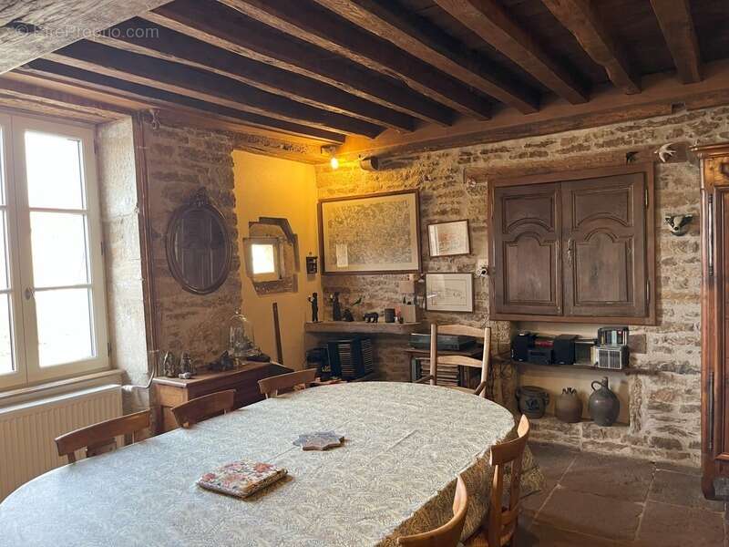 Maison à POUILLY-EN-AUXOIS