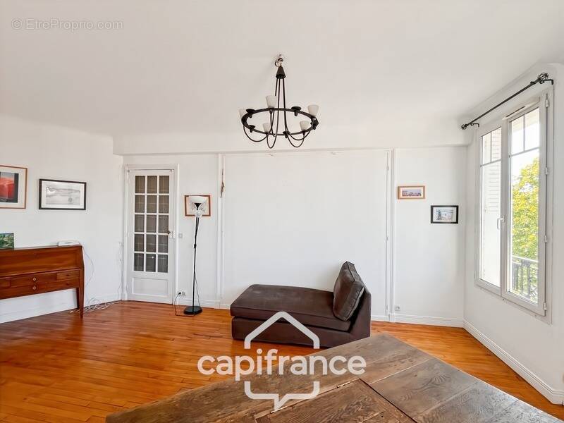 Appartement à COLOMBES