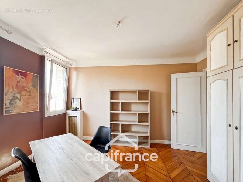 Appartement à COLOMBES