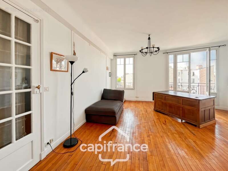 Appartement à COLOMBES