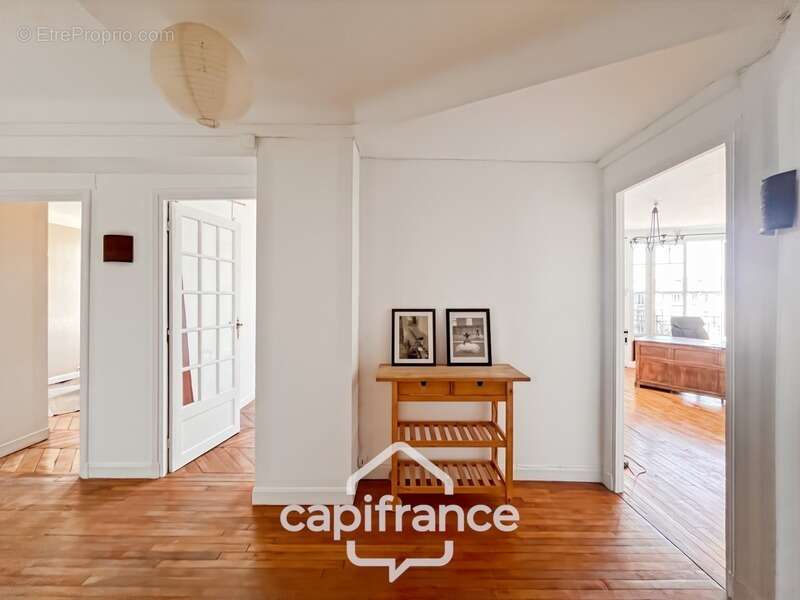 Appartement à COLOMBES