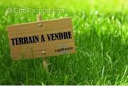 Terrain à NEULLIAC