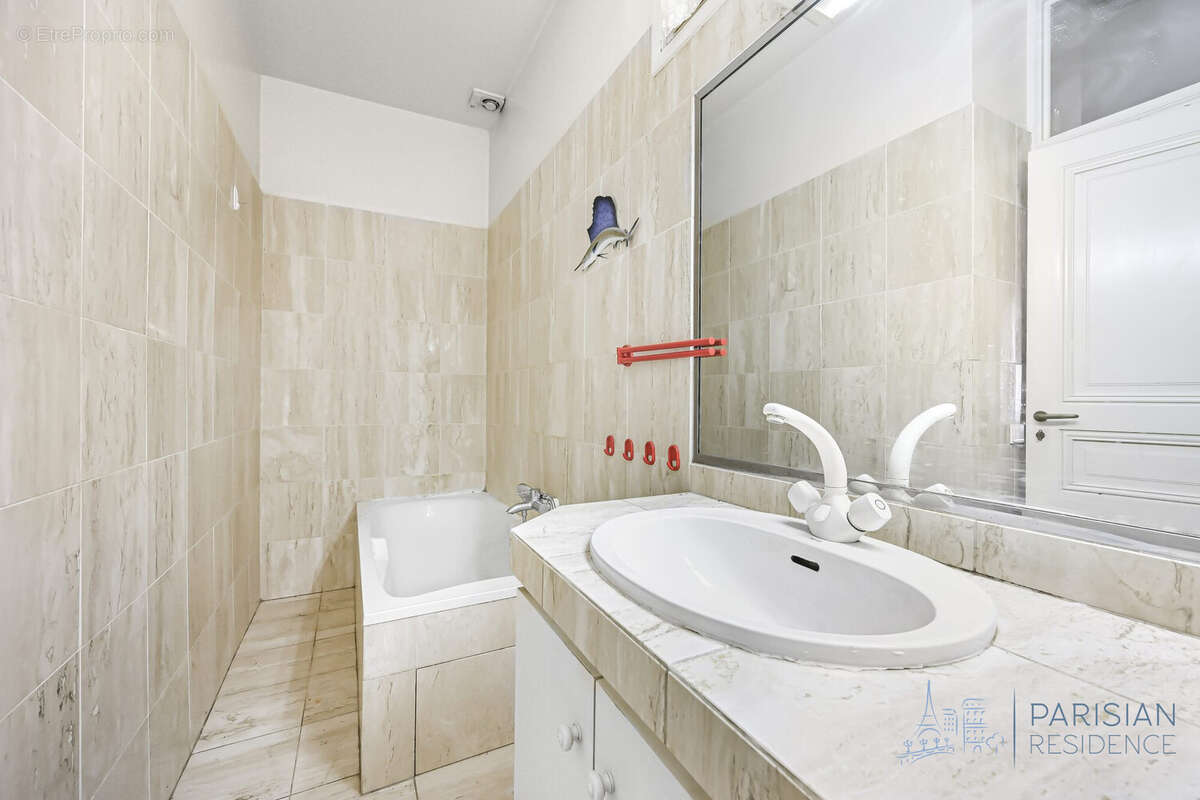 Appartement à PARIS-5E